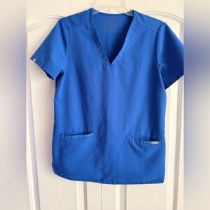 FIGS Blue Size small women’s V Neck Scrub Top PO#: 1657
